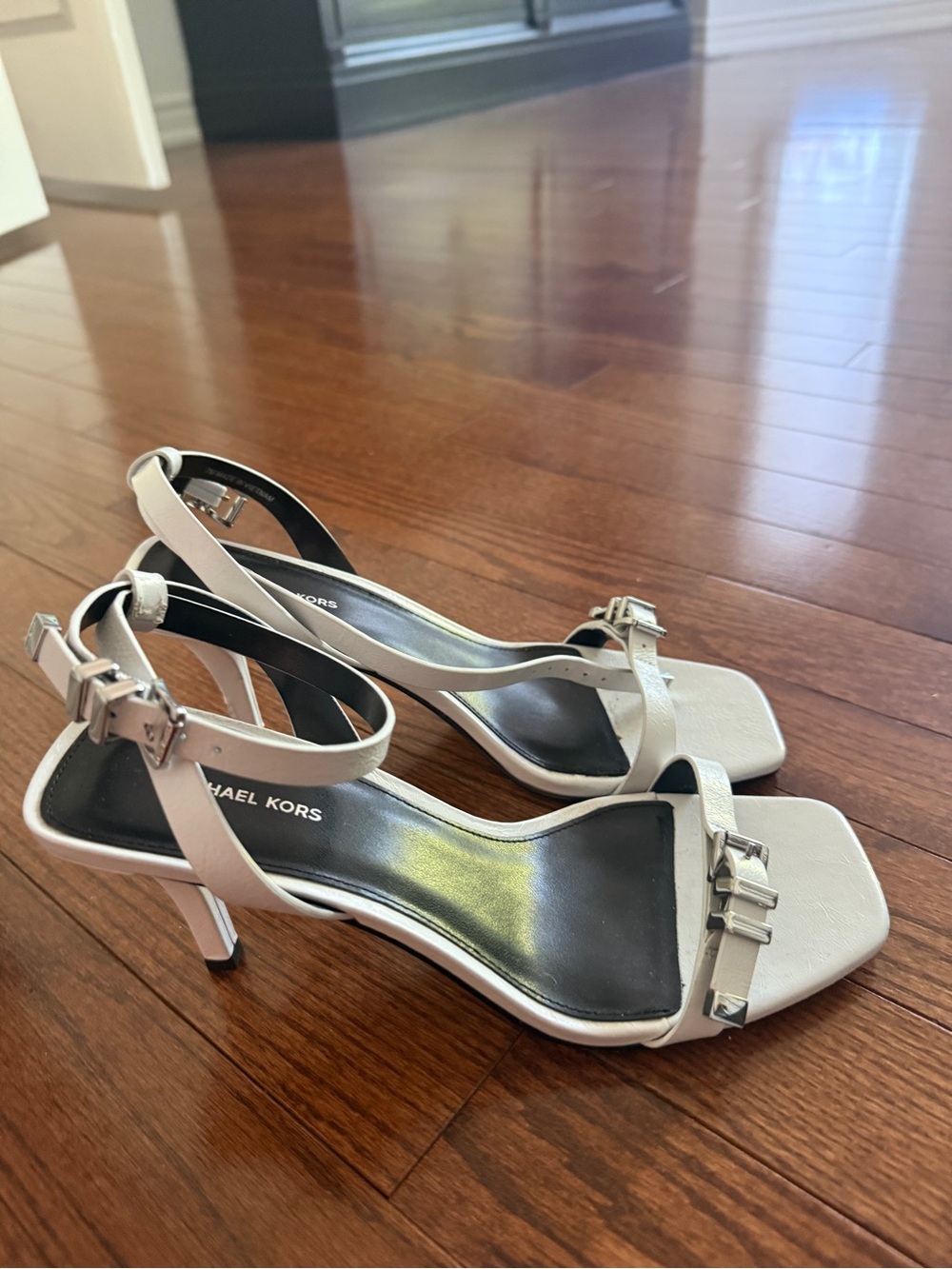 Michael Kors White Leather Slingback Kitten Heels with Silver Accents